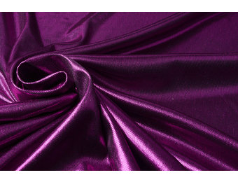 Lamé Auf Charmeuse Alpenveilchen