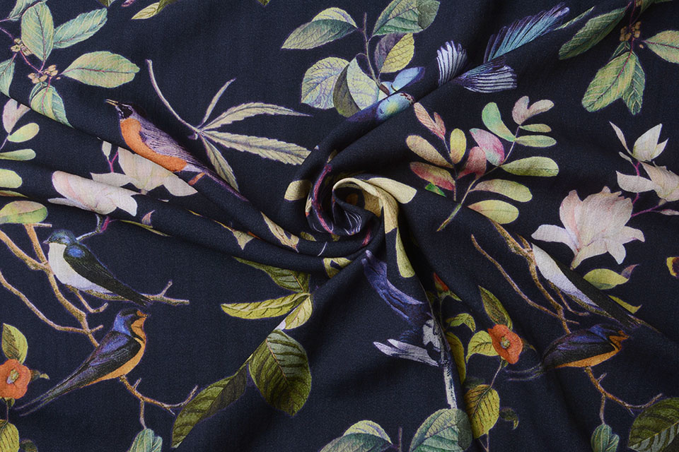 Viscose Digitaal Vogels en Vlinders Marine Blauw