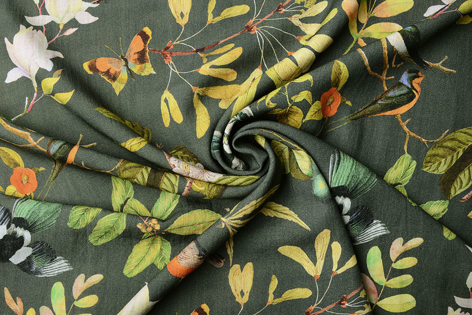 Viscose Digitaal Vogels en Vlinders Kaki Groen