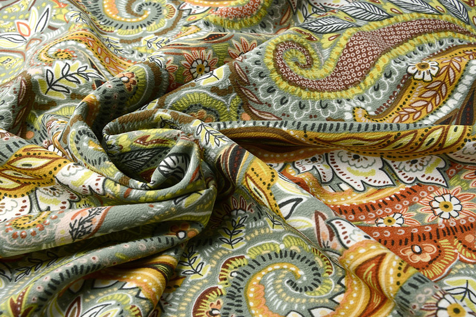 Crinkle Krepp Paisley Folklore