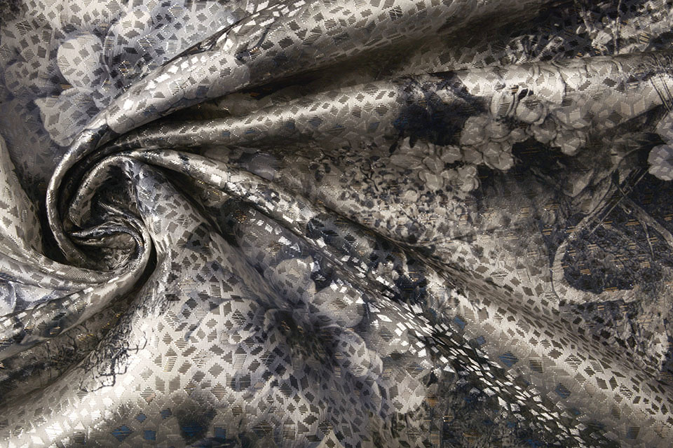 Brocade Diamond Motif Timanti Grey