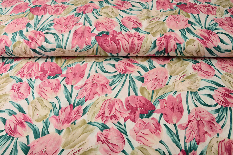100% Viscose Tulips White