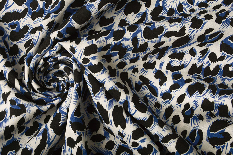100% Viscose Madoa Blue