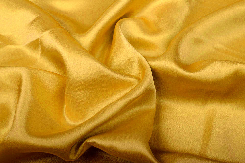 Crêpe Satijn Oker Goud
