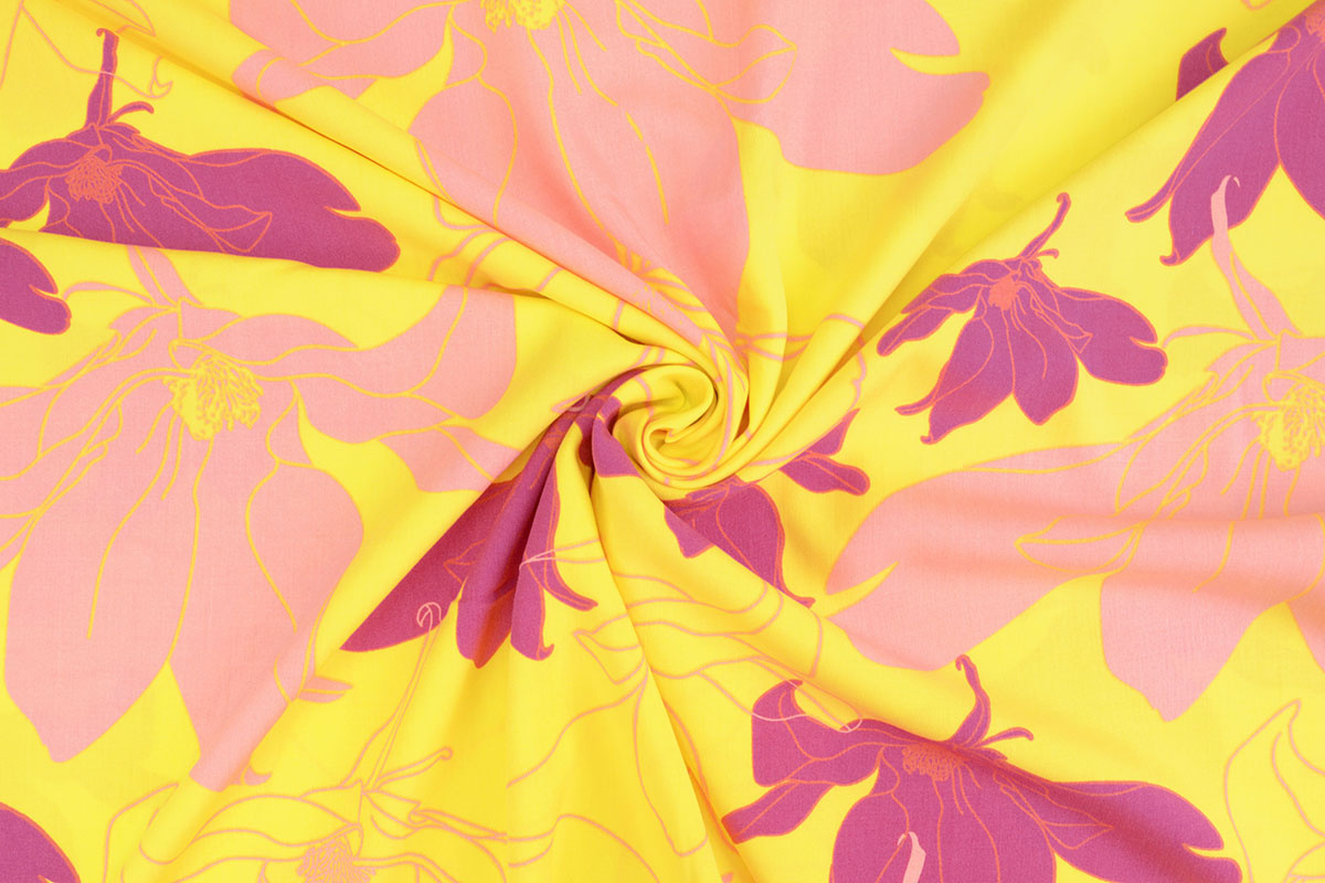 100% Viscose Annika Bloemen Geel