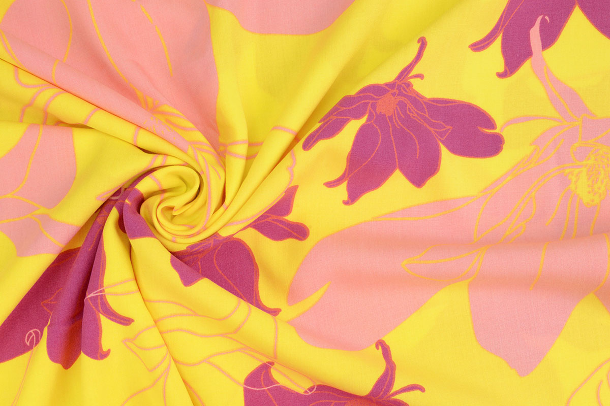 100% Viscose Annika Bloemen Geel