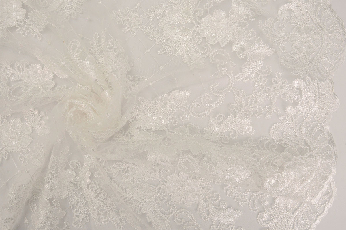 Mesh Embroidered Sequins Quenya Off-White