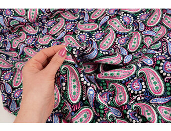 100% Viscose Yingi Paisley Zwart Roze