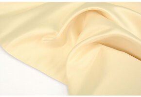 Bruidssatijn Licht Vanille