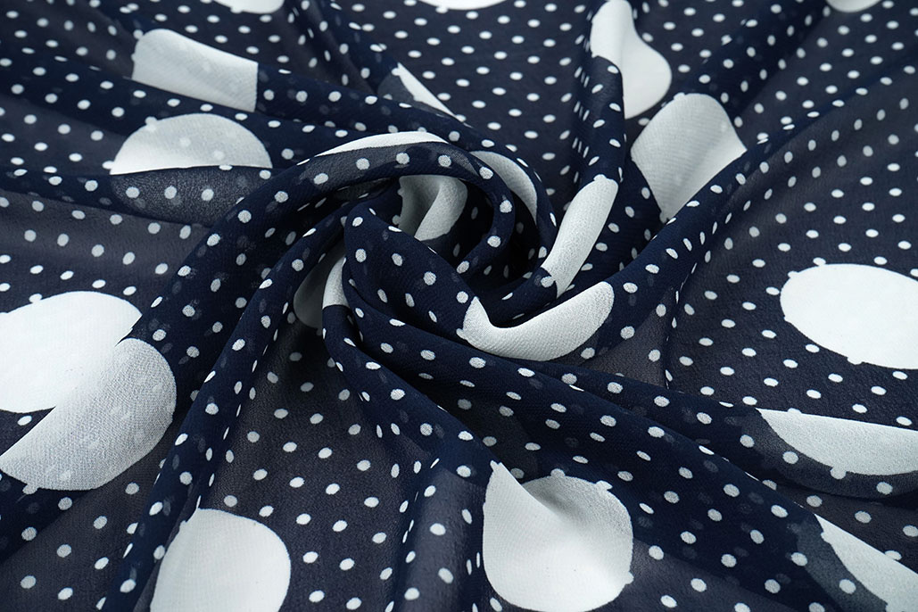 Chiffon Kleine en Grote Stippen Marine