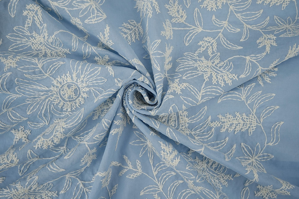 100% Baumwolle Stickerei Anna Blau