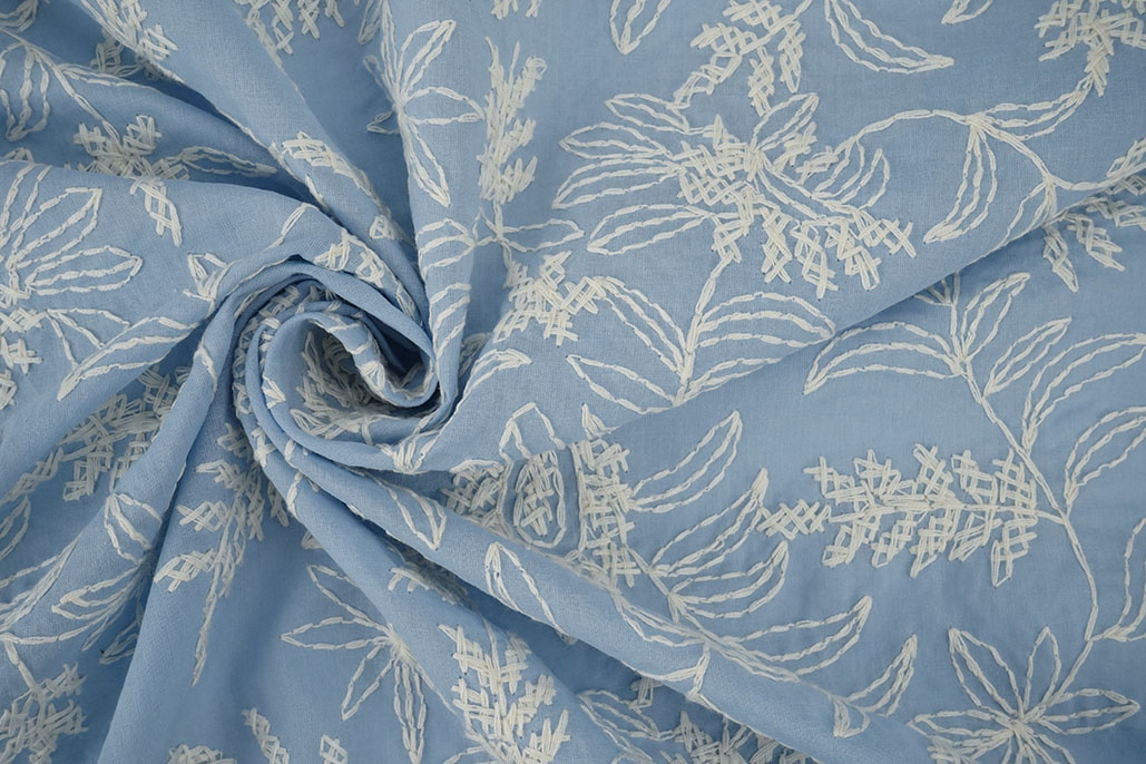 100% Baumwolle Stickerei Anna Blau