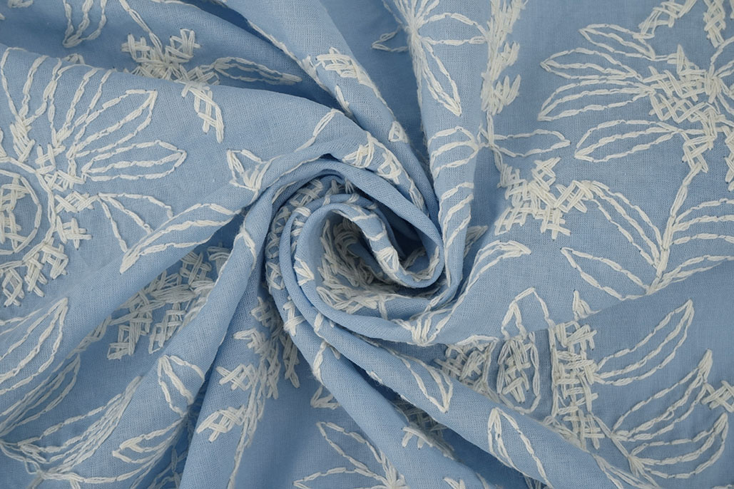 100% Baumwolle Stickerei Anna Blau
