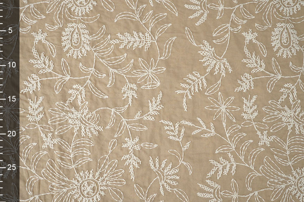 100% Baumwolle Stickerei Anna Beige
