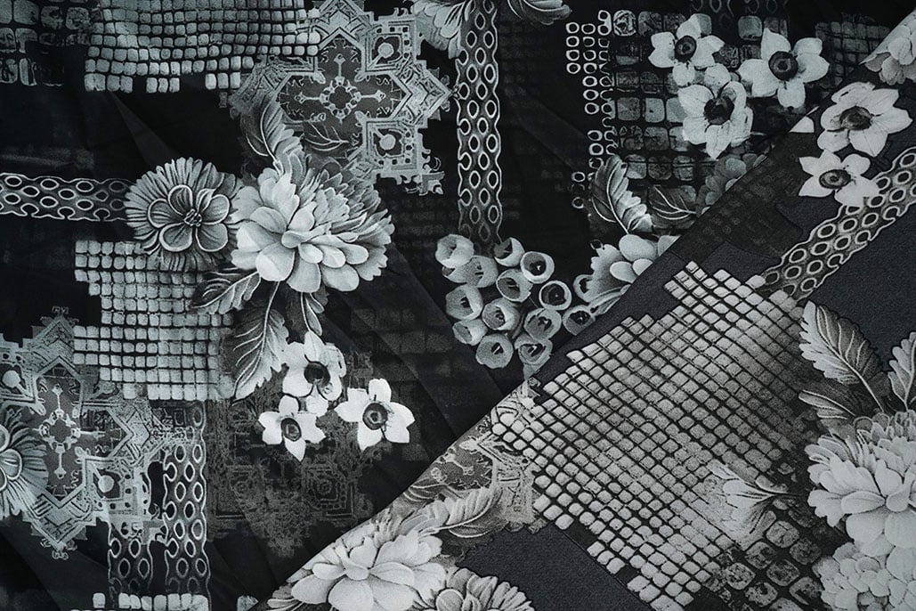 Stretch Satin Printed Flowers Satu