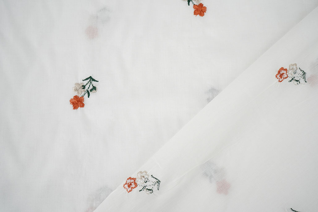 Cotton Embroidered Flower Fleur Creme