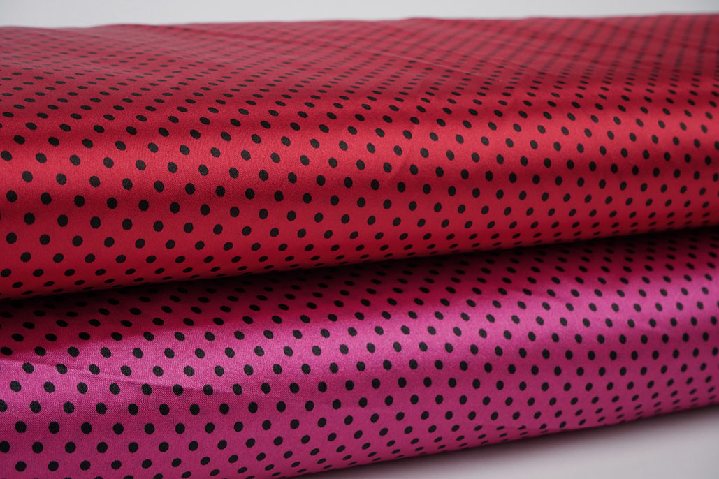 Stretch Satin Printed Dots Cyclamen Black