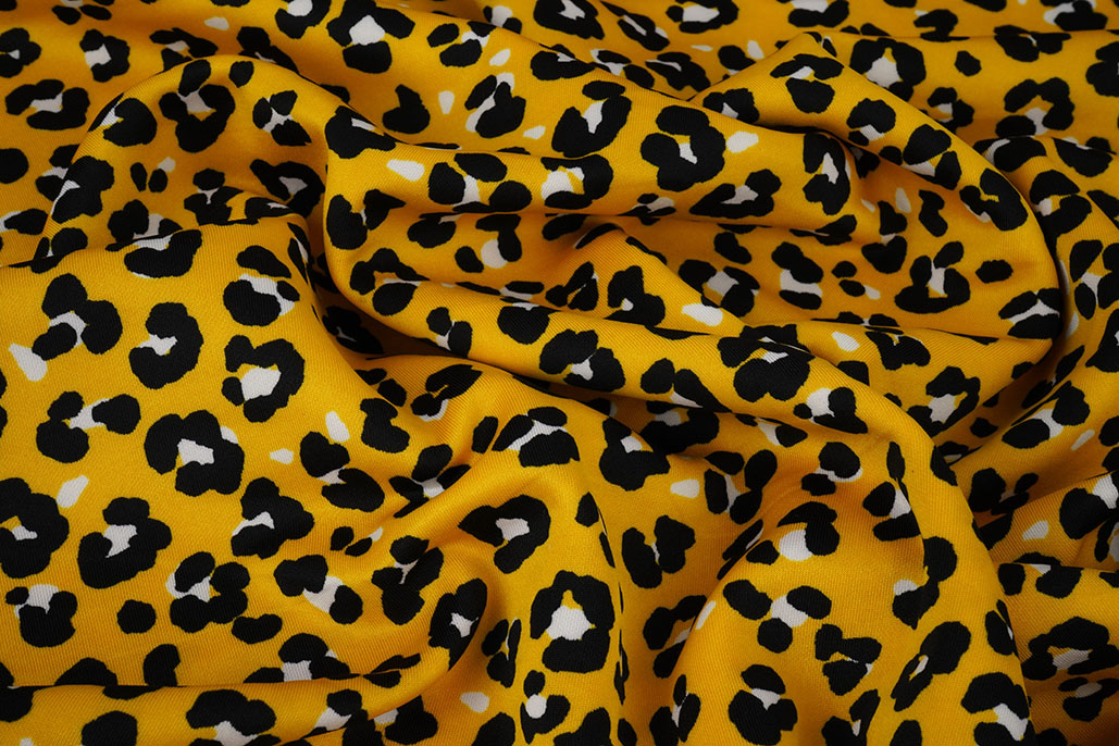 Sport Travel Colored Panterprint Geel