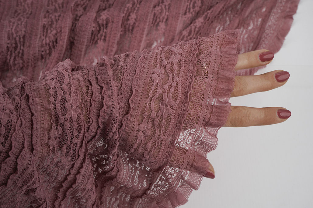Lace Belly Mauve