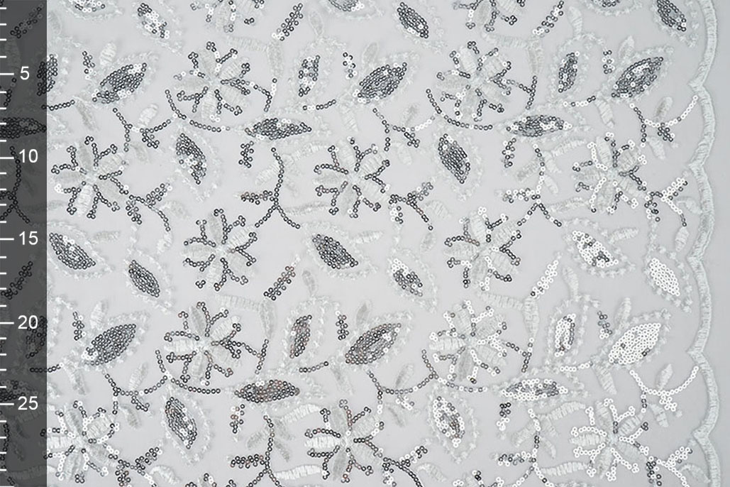 Mesh Geborduurd Pailletten Naomi Wit