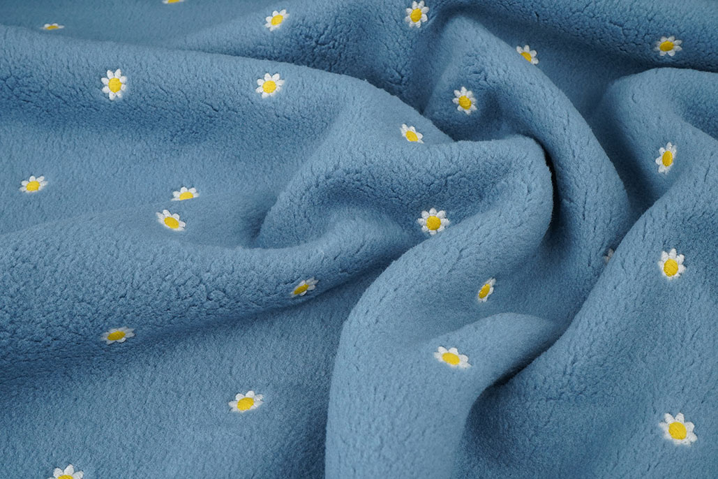 Curly Teddy Embroidered Camilla Jeans Blue