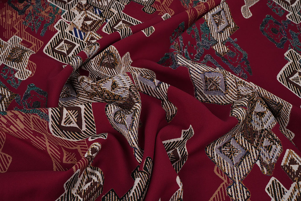 100% Viscose Leonora Bordeaux