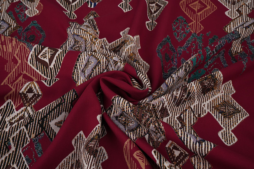 100% Viscose Leonora Bordeaux