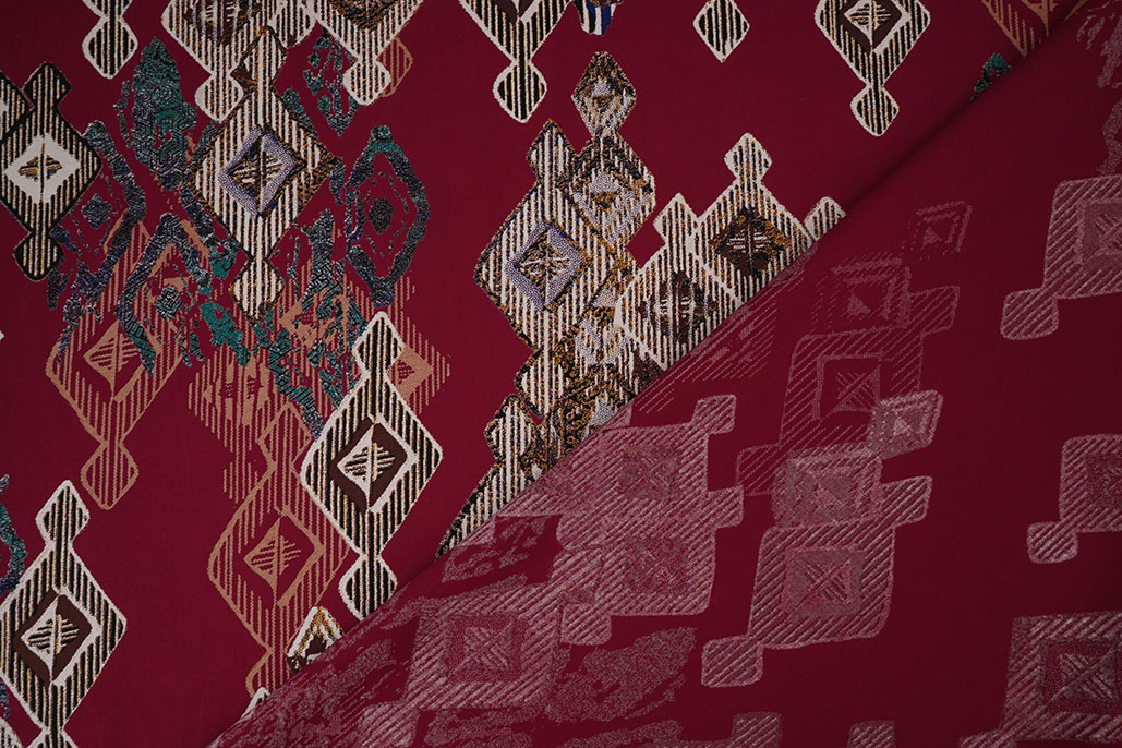 100% Viscose Leonora Bordeaux