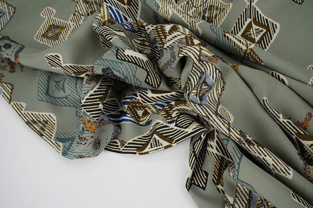 100% Viscose Leonora Old Green