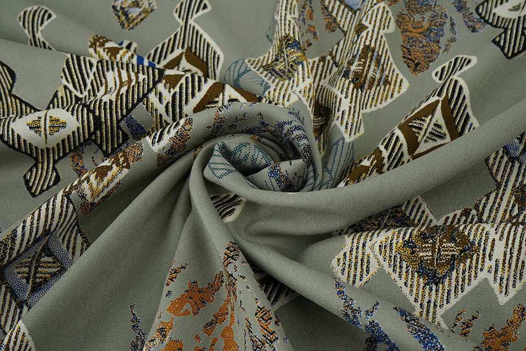 100% Viscose Leonora Old Green