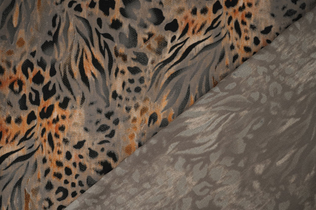 100% Viscose Mathilde Taupe