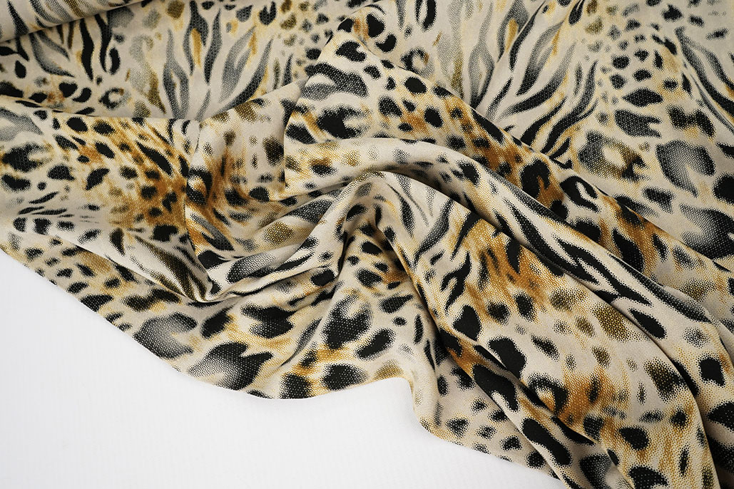 100% Viscose Mathilde Beige