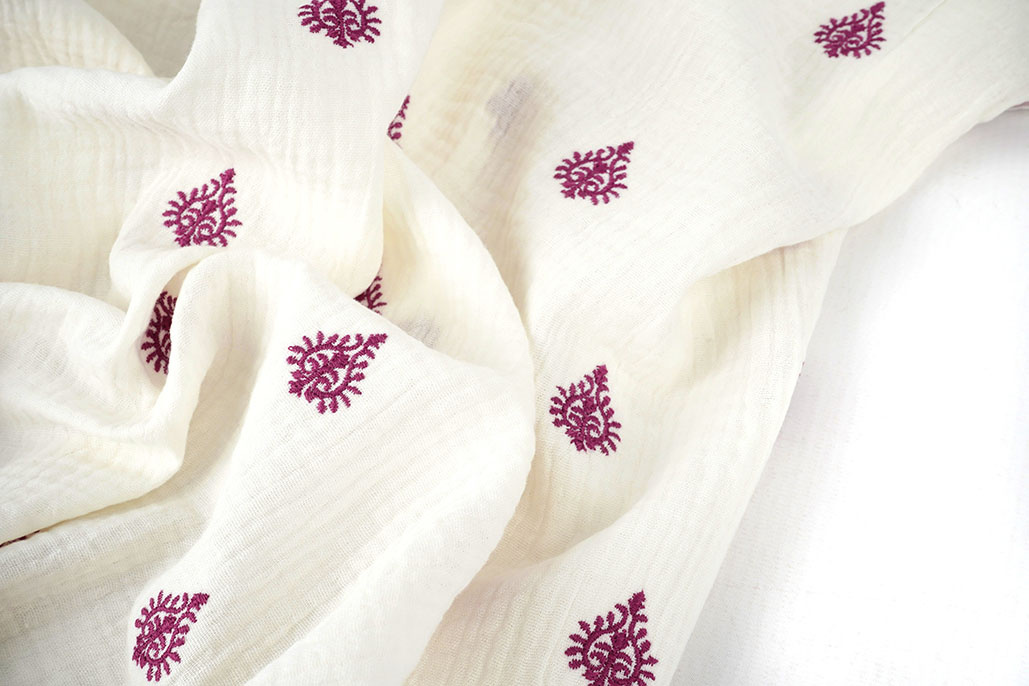 Hydrofiel Geborduurd Ornament