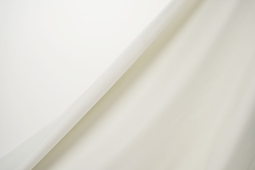 100% blackout Fabric Creme/Creme