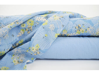 Stickerei Baumwolle Blumen Nola Jeans Blau