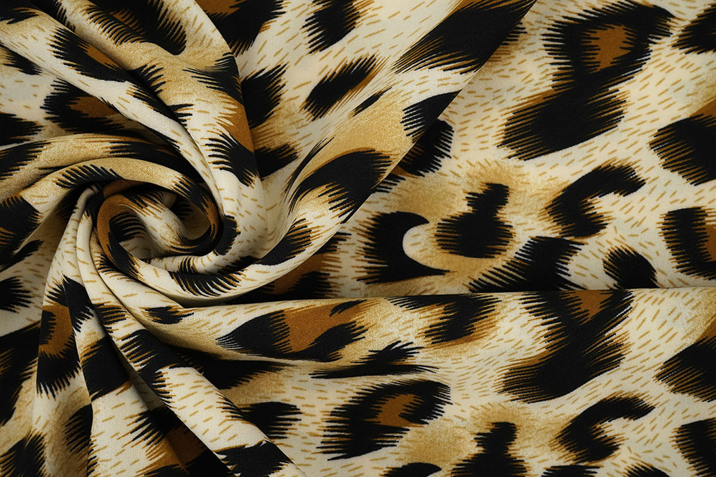 Feiner Crêpe Panther Swipes 1