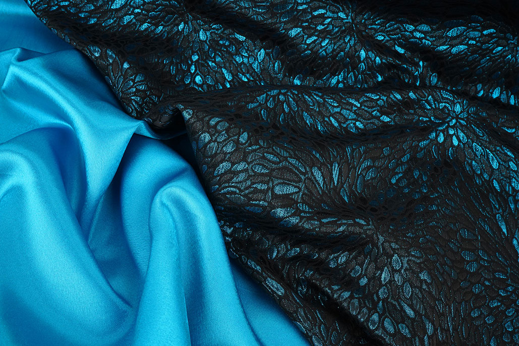 Brokaat Kisha Petrol Blauw