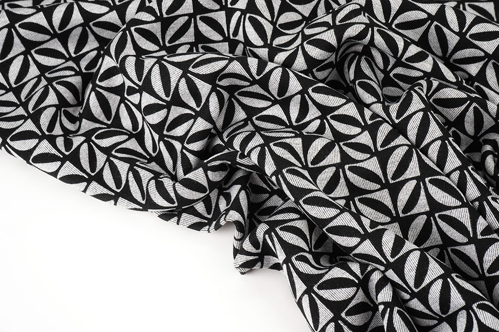 Viscose Punta Di Roma Geo Print 2