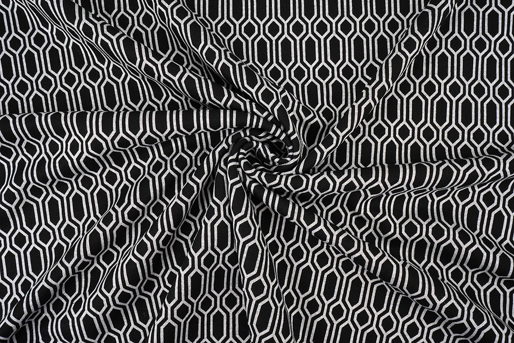 Viscose Punta Di Roma Geo Print 3