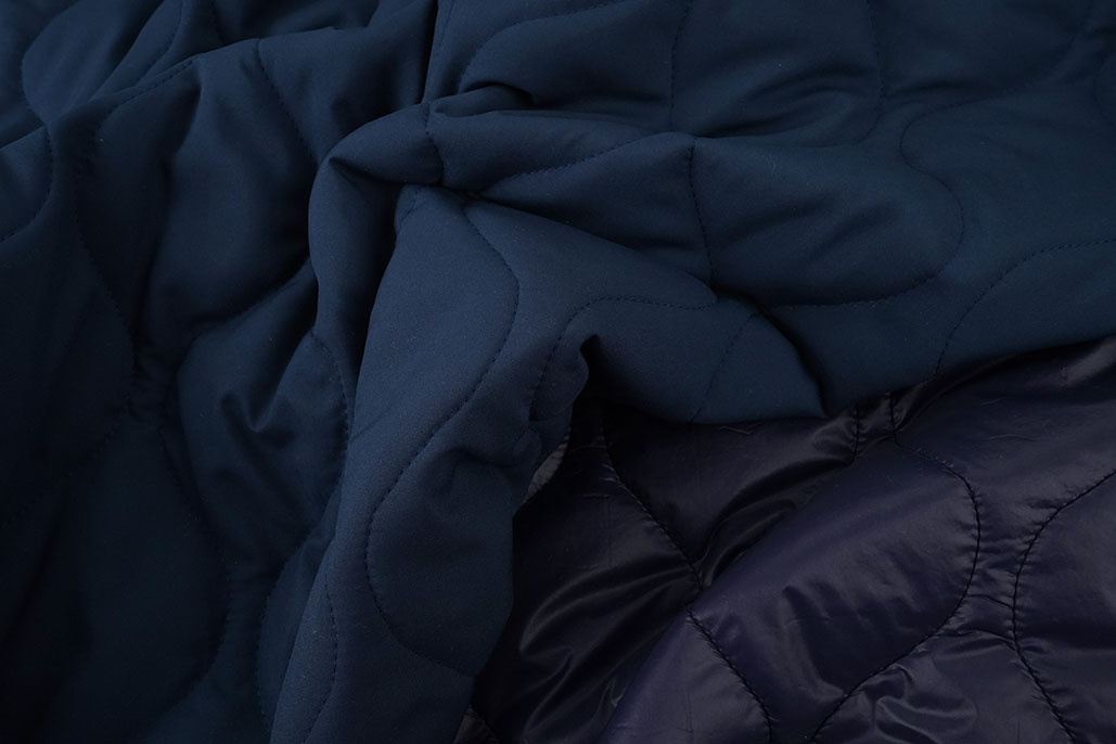 Doppelseitig Gesteppter Stoff Marineblau