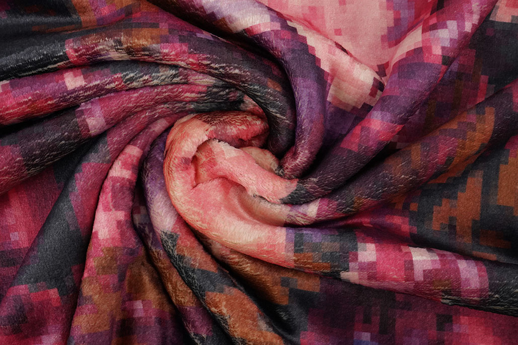 Velours de Polar 2-Side Pixel Flowers