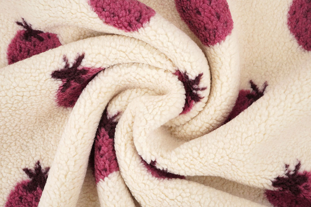 Teddy Stof Aardbeien Creme