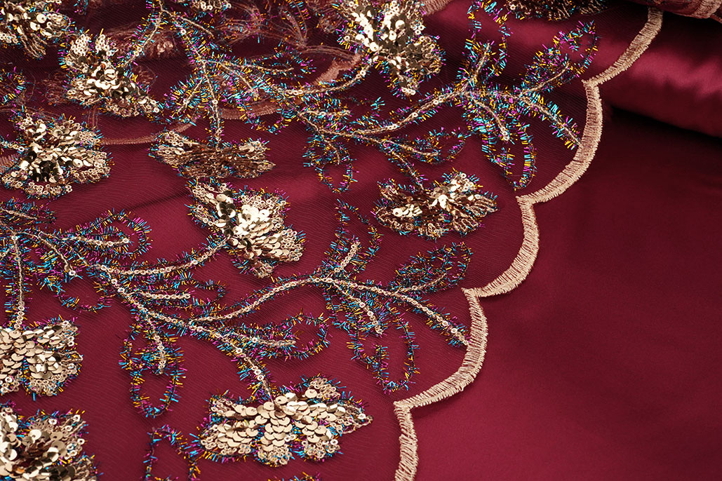 Mesh Geborduurd Pailletten Maharani Bordeaux