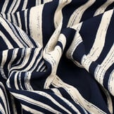 Fijne Crêpe Novara Marine Blauw