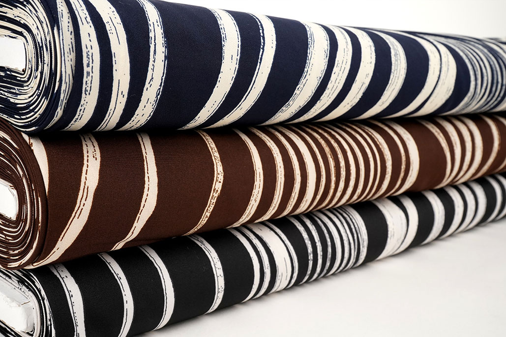 Fine Crêpe Novara Navy Blue