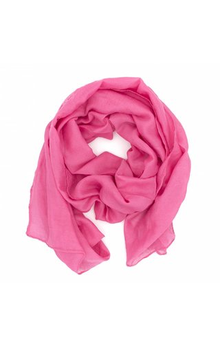 Dolce Abbraccio Knitted Scarf Damenschal | Modell: WILD CAT Dolce Abbraccio Knitted Scarf Damenschal | Modell: WILD CAT