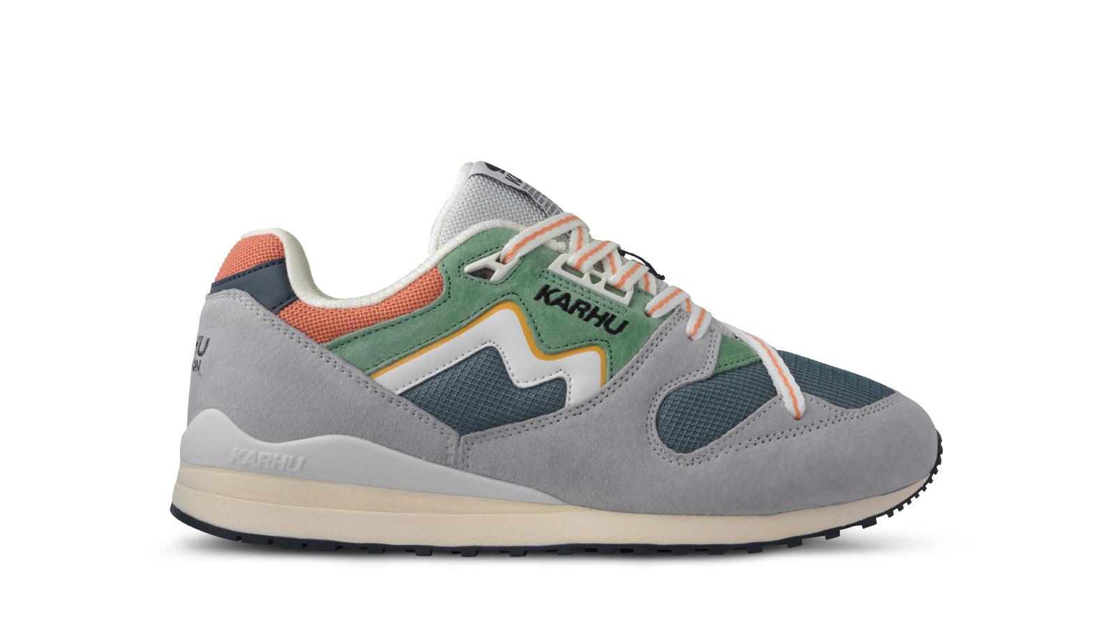 Karhu Synchron Classic-Dawn Blue/Lily White - Roots Fashion
