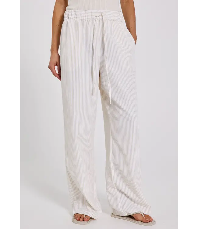 Norr Norr Poppa Pants Straw