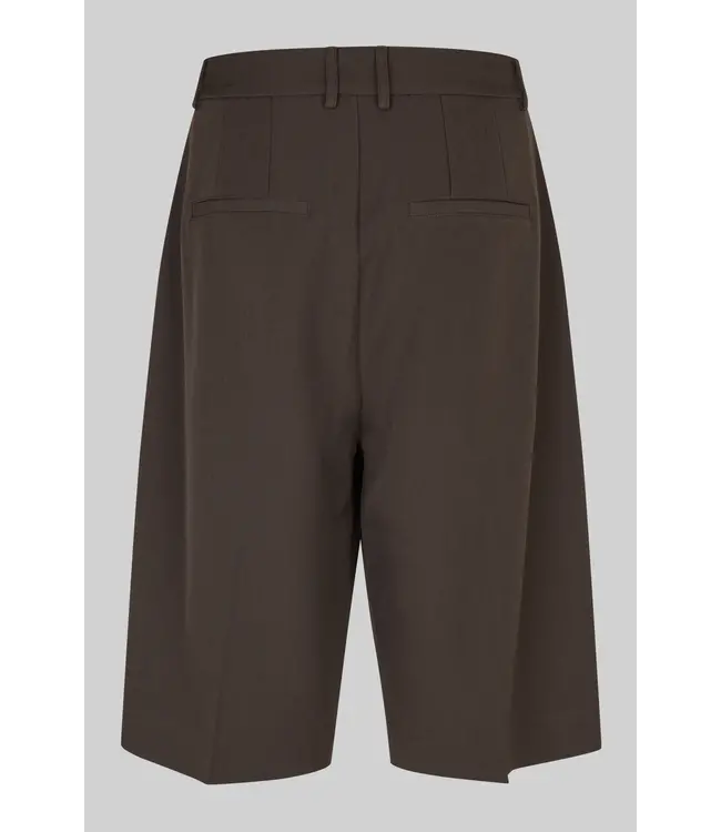 Second Female Second Female Neel Short Teak