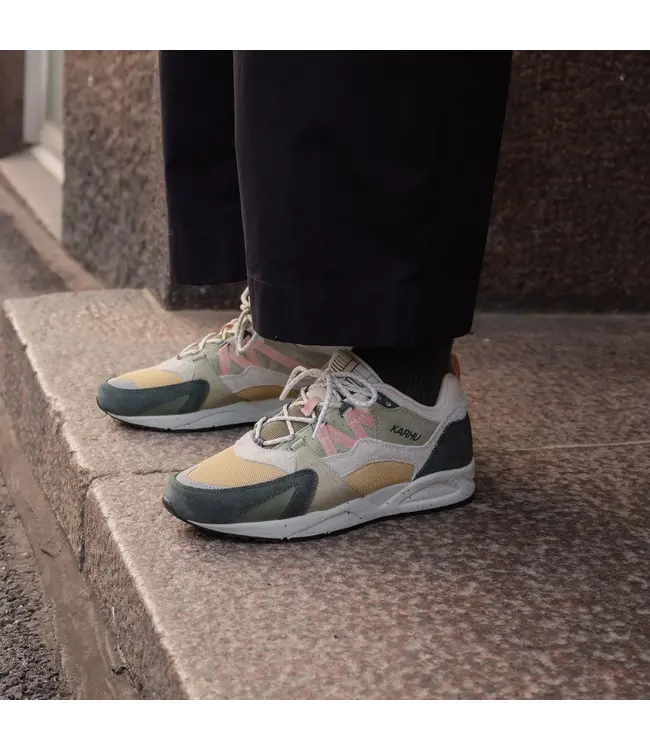 Karhu Karhu Fusion 2.0 Darkest Spruce / Cameo